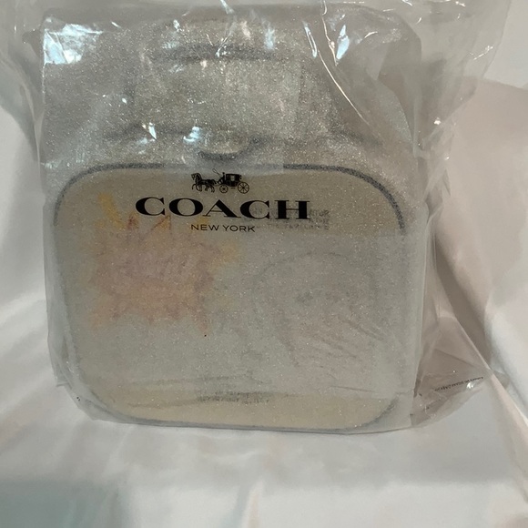 🚫SOLD OUT🚫Authentic 💎Basquiat X Coach crossbody bag & Charm - Picture 9 of 14